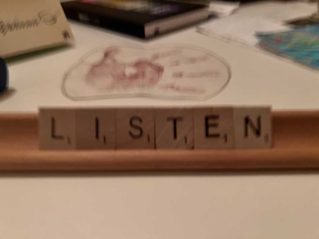 Scrabble words spelling LISTEN