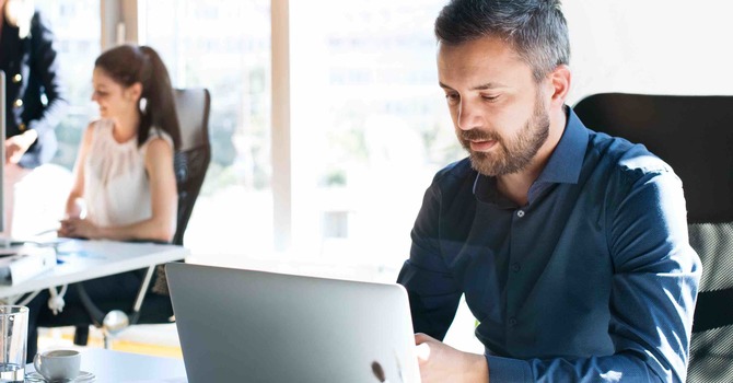 How To Create A Clear Headline Describing What You Do image