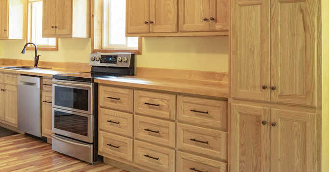 Reclaimed Church Pew Kitchen